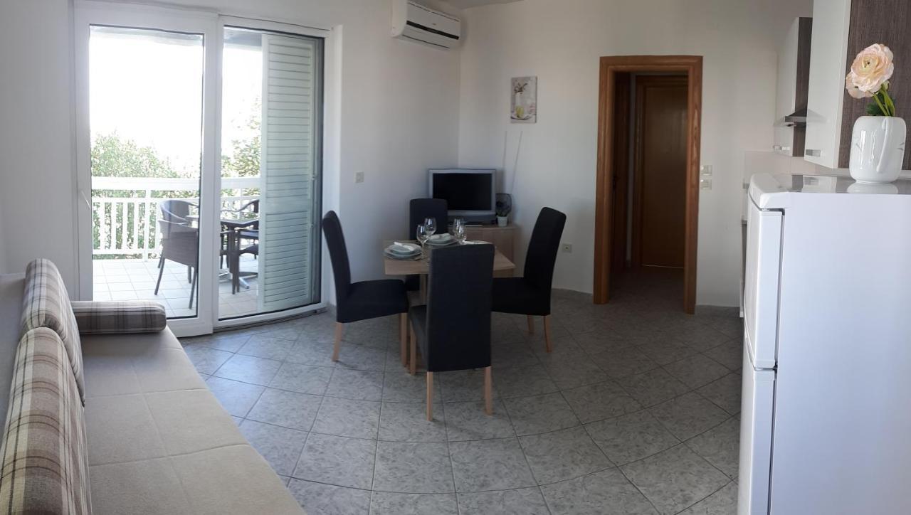 זאדאר Apartment Dana מראה חיצוני תמונה