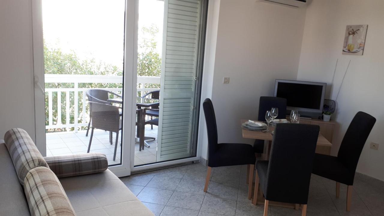 זאדאר Apartment Dana מראה חיצוני תמונה