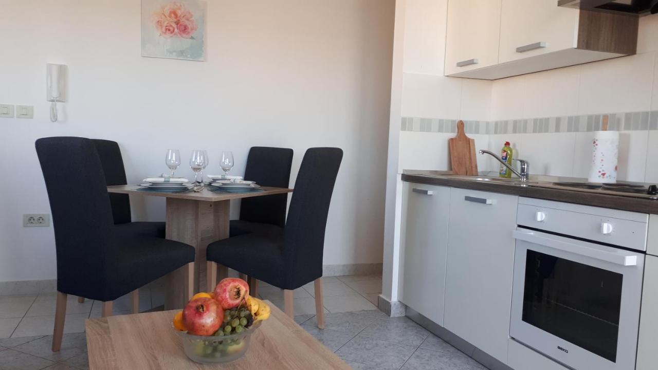 זאדאר Apartment Dana מראה חיצוני תמונה
